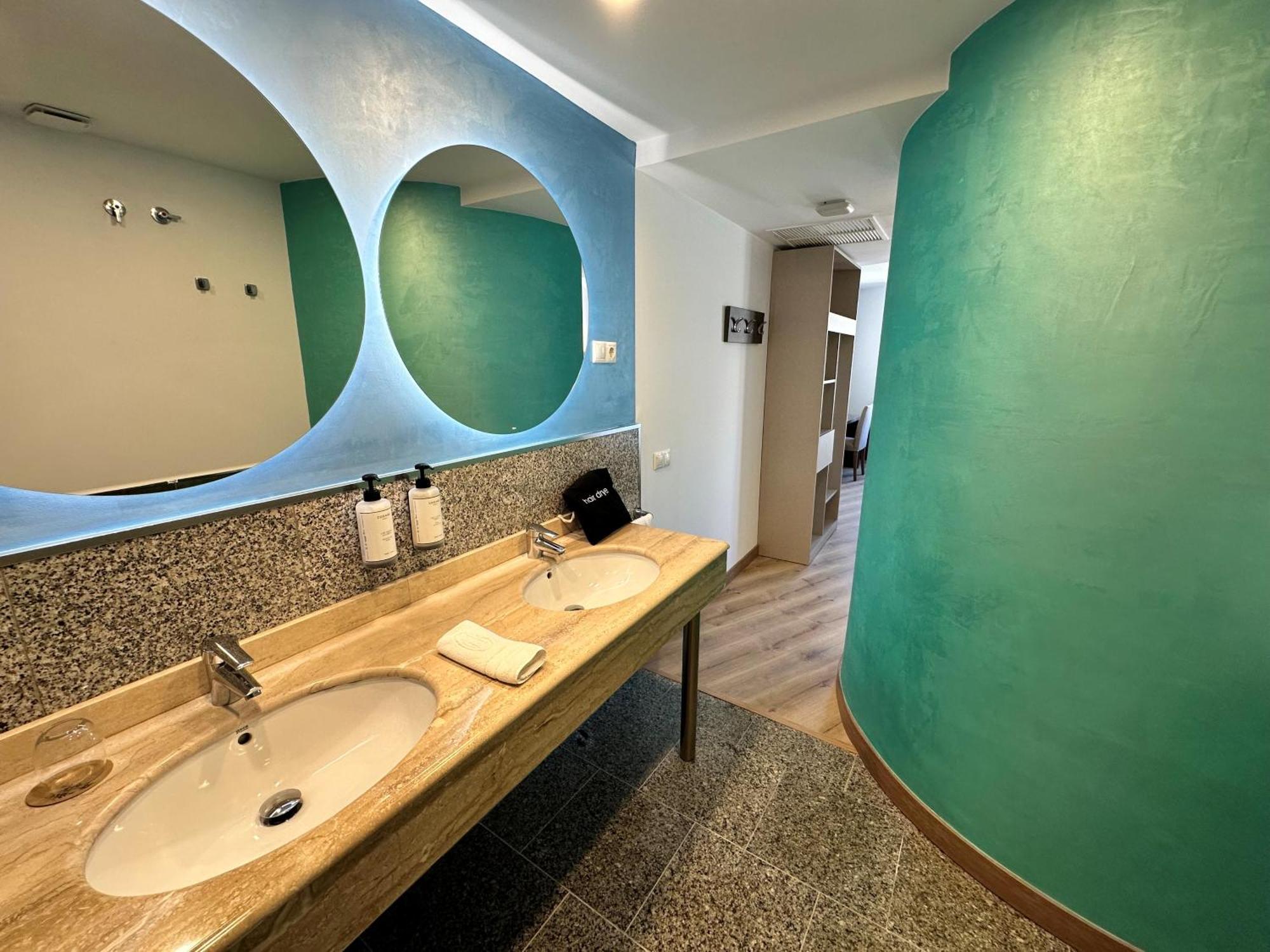 Antidoto Rooms Zocodover Check-In On Line Толедо Екстериор снимка